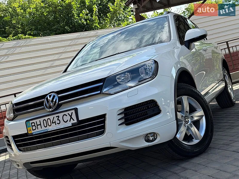 Volkswagen Touareg 2011 VIN WVGZZZ7PZBD028420 фото оголошення 3 з 162