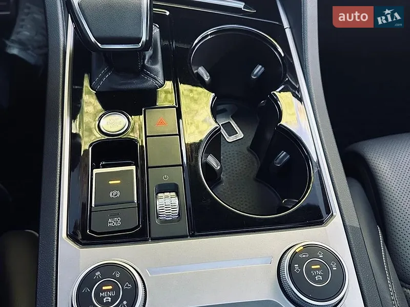 Volkswagen Touareg 2019 VIN WVGZZZCRZKD026201 фото оголошення 13 з 46