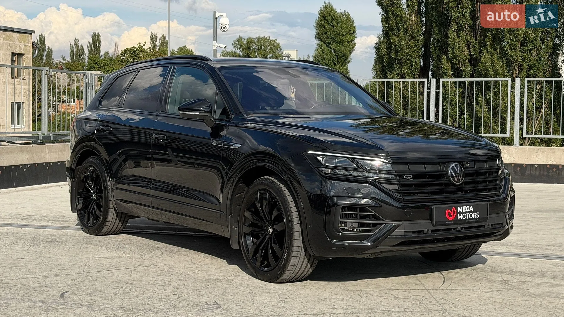 2022 Volkswagen Touareg - мініатюра 4