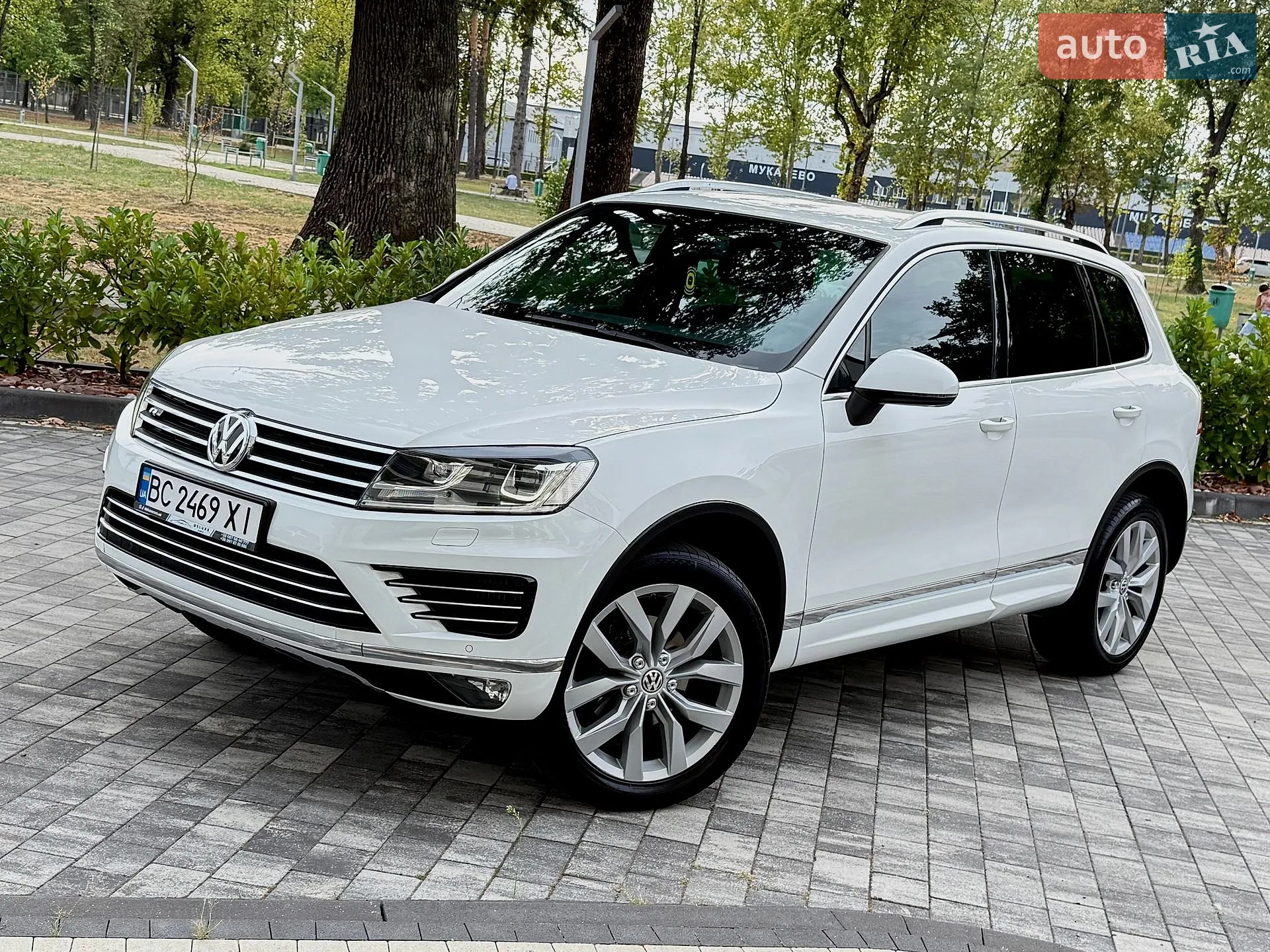 2015 Volkswagen Touareg - мініатюра 3