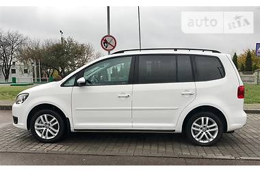 Минивэн Volkswagen Touran 2012 в Ровно