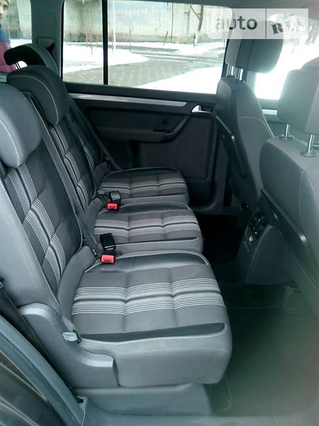 Микровэн Volkswagen Touran 2013 в Луцке фото 2 Микровэн Volkswagen Touran 2013 в Луцке