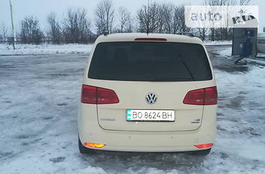 Минивэн Volkswagen Touran 2011 в Тернополе