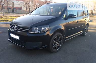 Минивэн Volkswagen Touran 2011 в Броварах