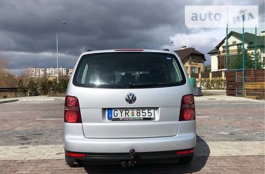 Минивэн Volkswagen Touran 2008 в Луцке