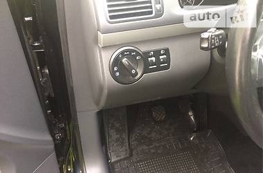 Минивэн Volkswagen Touran 2015 в 