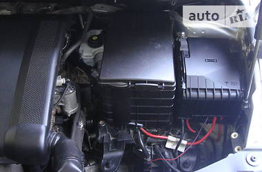 Універсал Volkswagen Touran 2004 в 