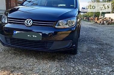 Седан Volkswagen Touran 2013 в 