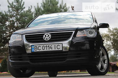 Минивэн Volkswagen Touran 2008 в Дрогобыче