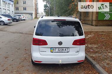 Минивэн Volkswagen Touran 2012 в Херсоне