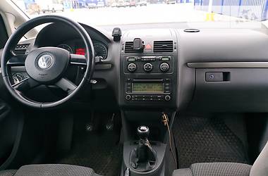 Мінівен Volkswagen Touran 2004 в 