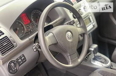 Минивэн Volkswagen Touran 2008 в Ровно