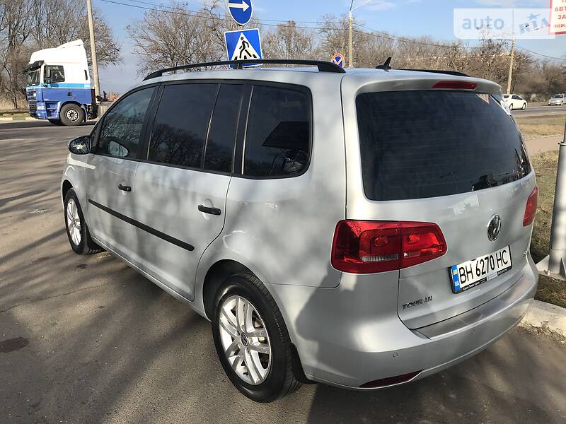 Мінівен Volkswagen Touran 2012 в Одесі