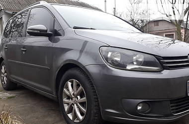 Мінівен Volkswagen Touran 2011 в 