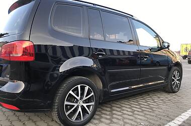 Мінівен Volkswagen Touran 2011 в 
