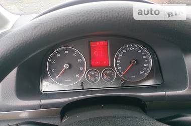 Мінівен Volkswagen Touran 2007 в 