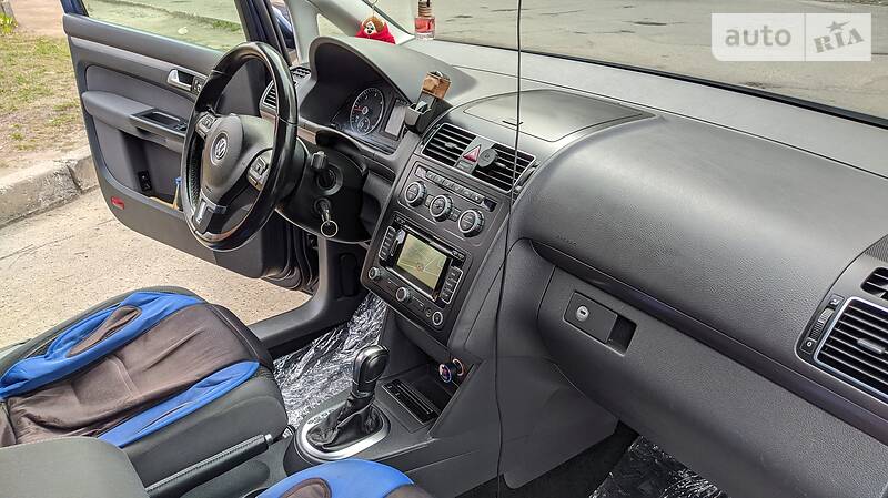 Мінівен Volkswagen Touran 2014 в Білій Церкві