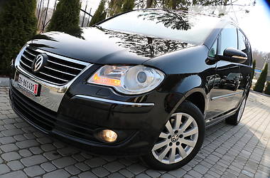 Универсал Volkswagen Touran 2010 в Трускавце