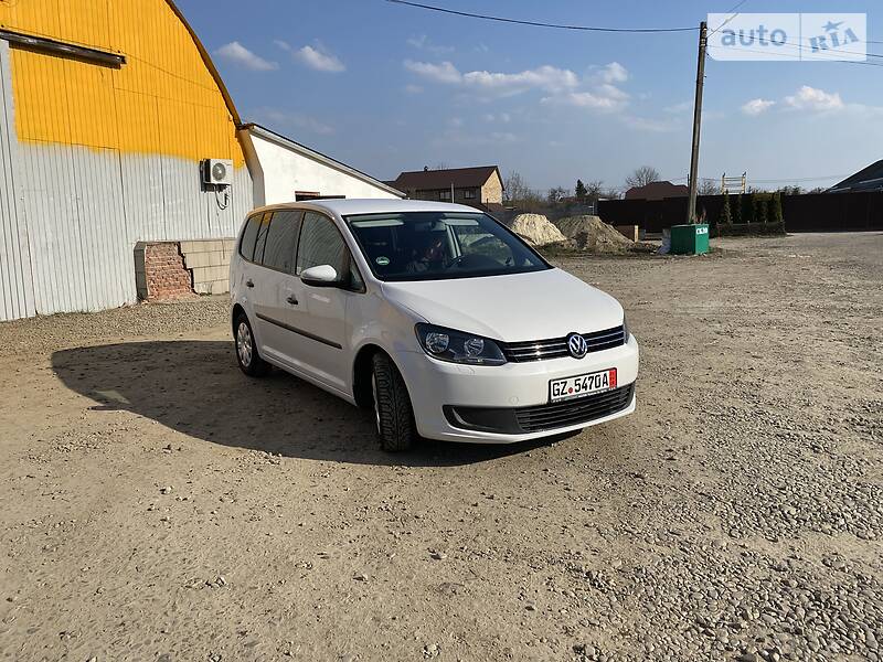 Мінівен Volkswagen Touran 2010 в 