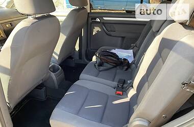 Мінівен Volkswagen Touran 2010 в 