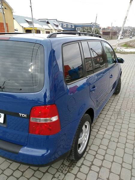Мінівен Volkswagen Touran 2004 в Коломиї фото 12 Мінівен Volkswagen Touran 2004 в Коломиї