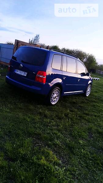 Мінівен Volkswagen Touran 2006 в Конотопі