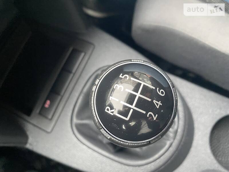 Універсал Volkswagen Touran 2006 в Івано-Франківську