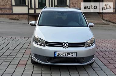 Мінівен Volkswagen Touran 2011 в 