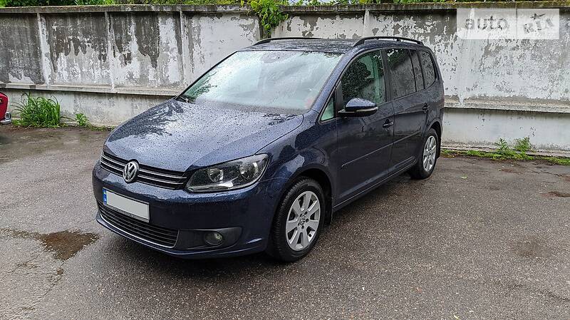 Мінівен Volkswagen Touran 2014 в Білій Церкві