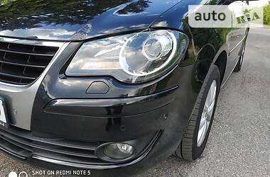 Універсал Volkswagen Touran 2009 в 