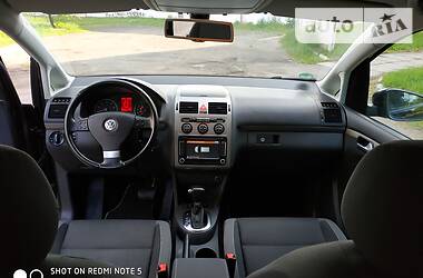 Універсал Volkswagen Touran 2009 в 