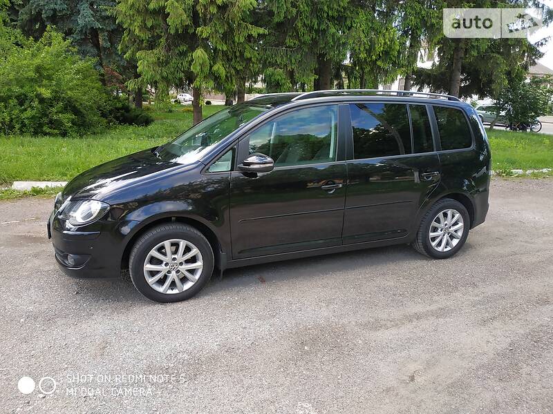 Універсал Volkswagen Touran 2009 в Дубні