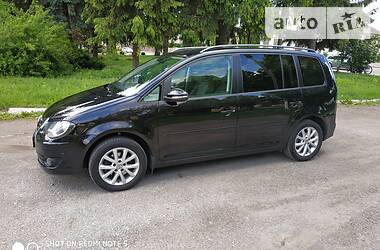 Універсал Volkswagen Touran 2009 в 