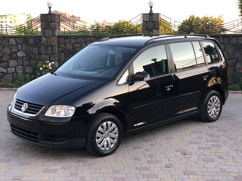 Мінівен Volkswagen Touran 2006 в Хмельницькому