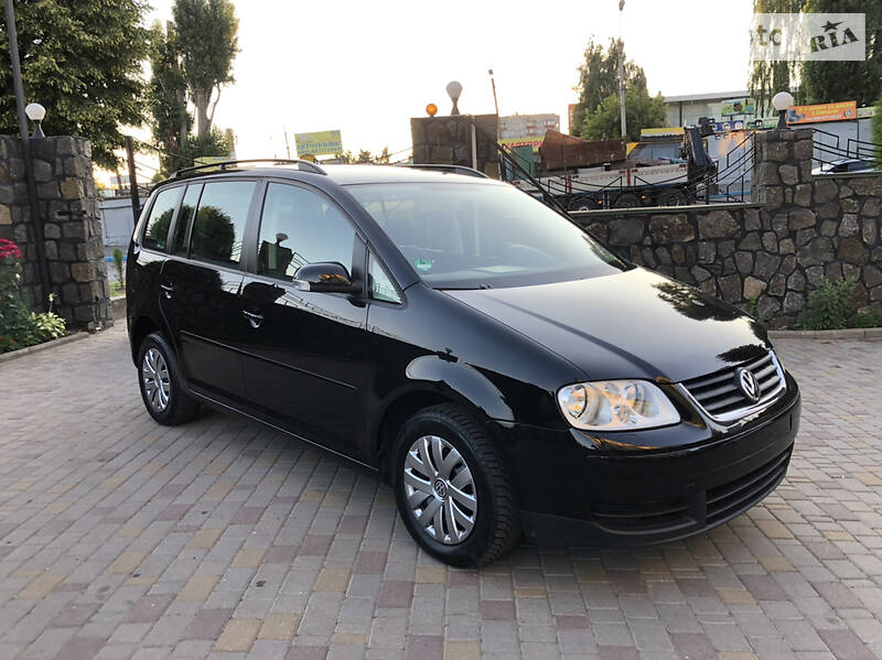 Мінівен Volkswagen Touran 2006 в Хмельницькому