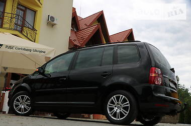 Мінівен Volkswagen Touran 2008 в Трускавці