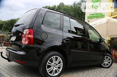 Мінівен Volkswagen Touran 2008 в Трускавці