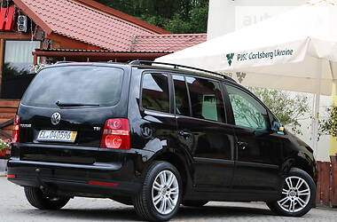 Минивэн Volkswagen Touran 2008 в Трускавце