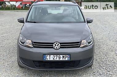 Мінівен Volkswagen Touran 2013 в 