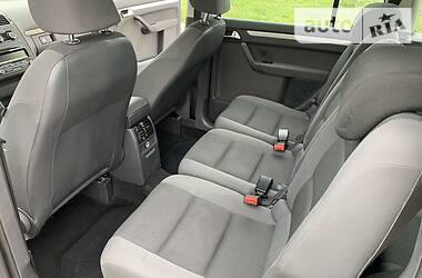 Мінівен Volkswagen Touran 2013 в 
