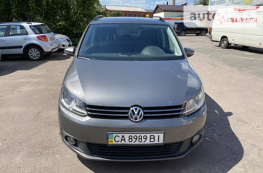 Мінівен Volkswagen Touran 2012 в Києві