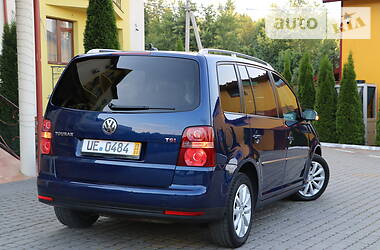 Минивэн Volkswagen Touran 2009 в Трускавце