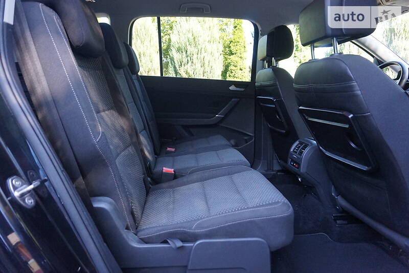Універсал Volkswagen Touran 2016 в Самборі