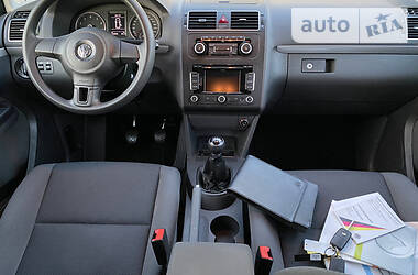 Мінівен Volkswagen Touran 2011 в 