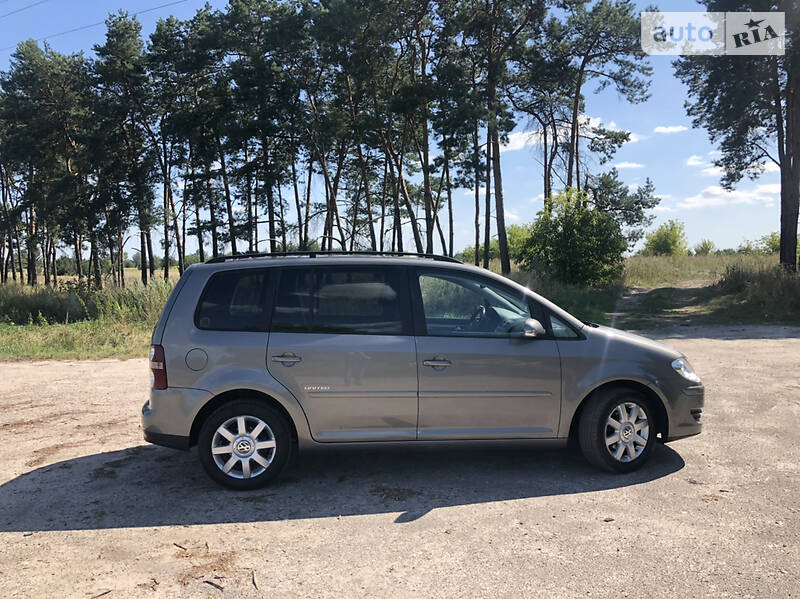 Мінівен Volkswagen Touran 2008 в Броварах фото 5 Мінівен Volkswagen Touran 2008 в Броварах