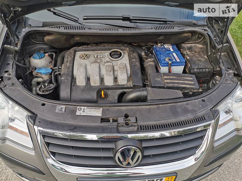 Універсал Volkswagen Touran 2009 в Калуші фото 28 Універсал Volkswagen Touran 2009 в Калуші