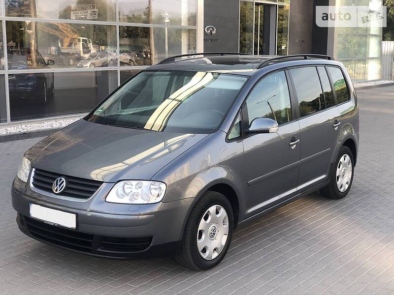 Минивэн Volkswagen Touran 2006 в Хмельницком