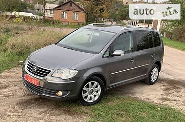 Минивэн Volkswagen Touran 2008 в Житомире