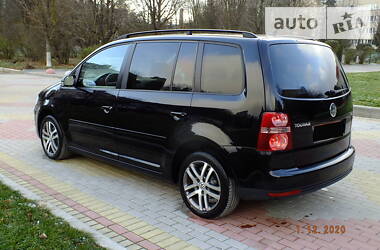 Минивэн Volkswagen Touran 2009 в Тернополе