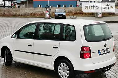 Універсал Volkswagen Touran 2007 в Ківерцях